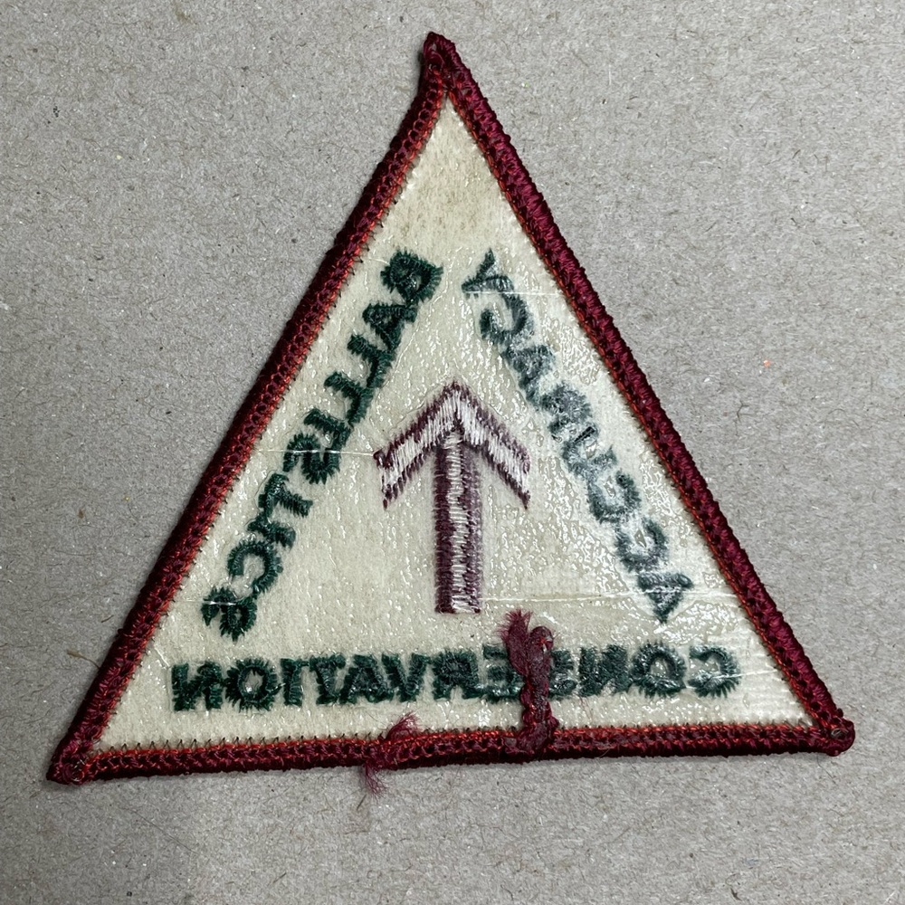 Accuracy Ballistics Conservation Triangle Vntg Bs… - image 2